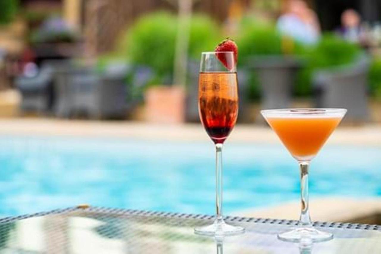 Feversham Arms Hotel & Verbena Spa Хелмсли Экстерьер фото