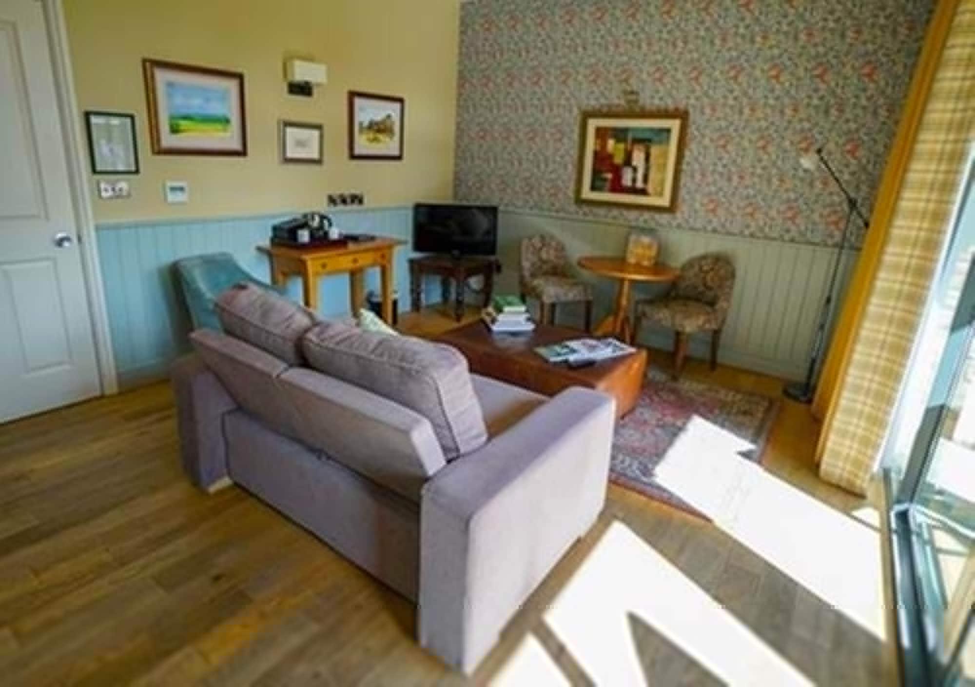 Feversham Arms Hotel & Verbena Spa Хелмсли Экстерьер фото